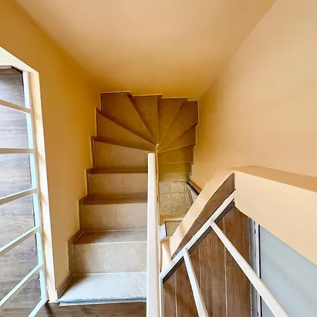 Thermae Loft וארנה