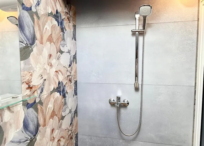 Thermae Loft شقة *